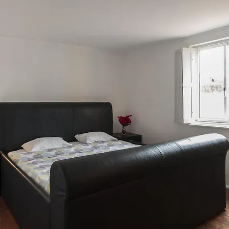 Albergue Locals & Lisboa