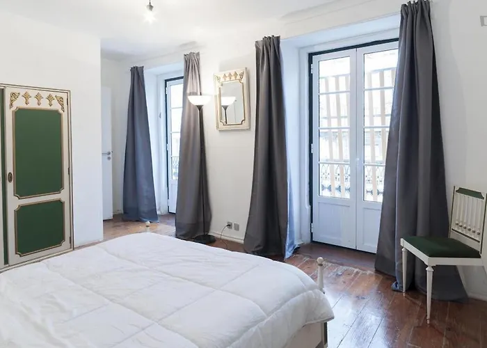 Hostel Locals & Lisbon