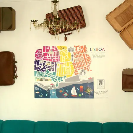 Locals & 호스텔 *